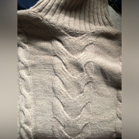 Knit sweater - Picture 6 of 6